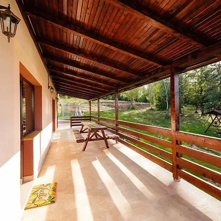 Pensiunea Agroturistica Rares *