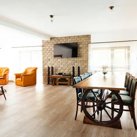 Pensiunea Agroturistica Rares Tatil Evi Kaloşvar