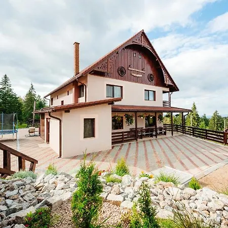 Pensiunea Agroturistica Rares Tatil Evi *