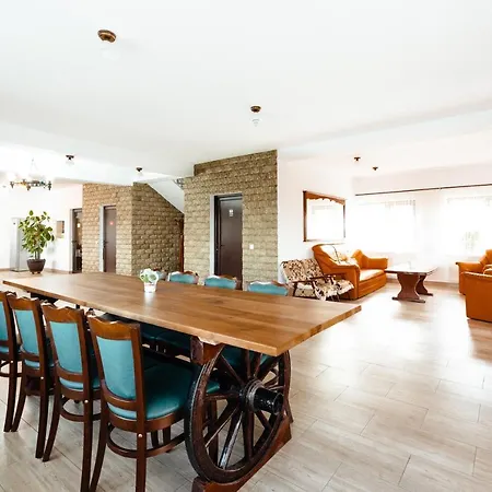 Pensiunea Agroturistica Rares *