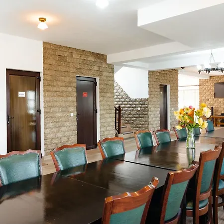 Tatil Evi Pensiunea Agroturistica Rares
