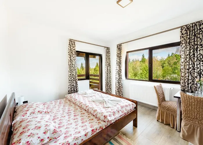 Pensiunea Agroturistica Rares Holiday home