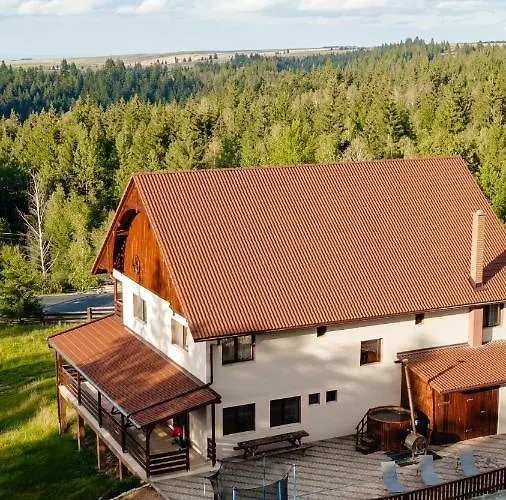 Pensiunea Agroturistica Rares Feriehus *