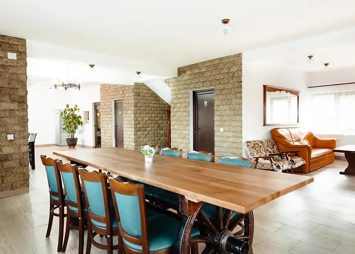 Pensiunea Agroturistica Rares Holiday home