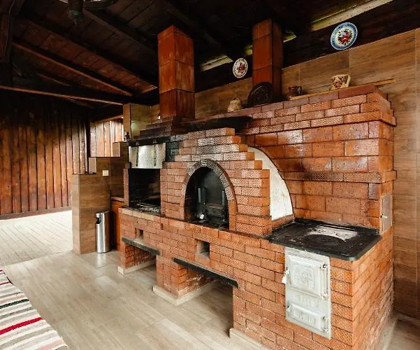 Pensiunea Agroturistica Rares Holiday home *